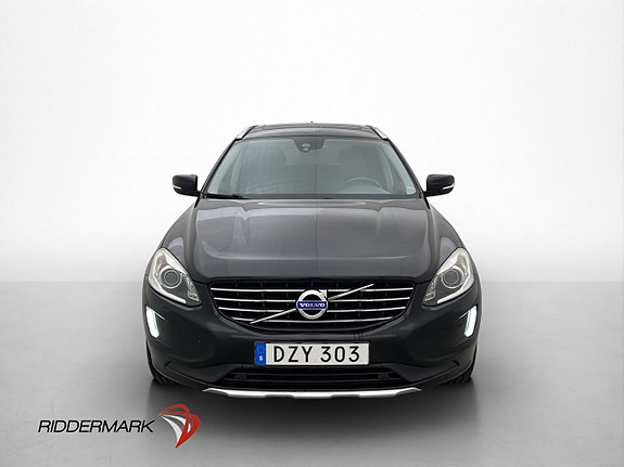 Volvo XC60 2 of 5