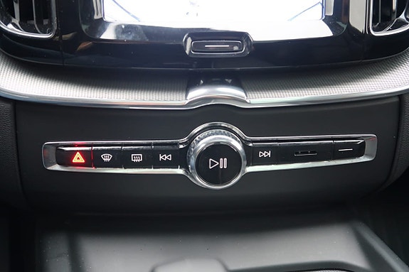 Volvo XC60 16 of 18