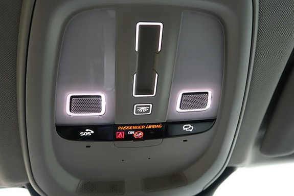 Volvo XC60 17 of 18