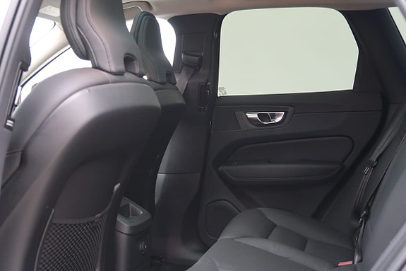 Volvo XC60 5 of 5