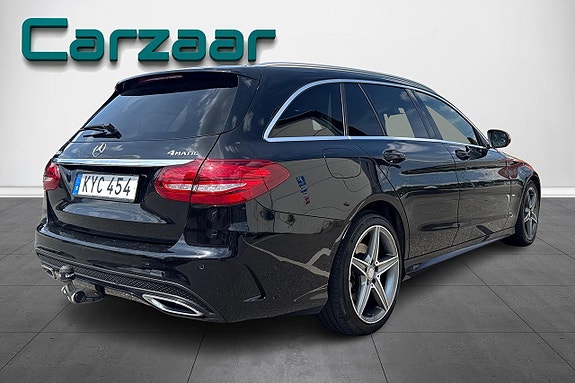 Mercedes-Benz C220 3 of 24