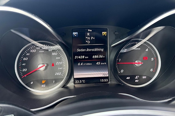 Mercedes-Benz C220 13 of 24