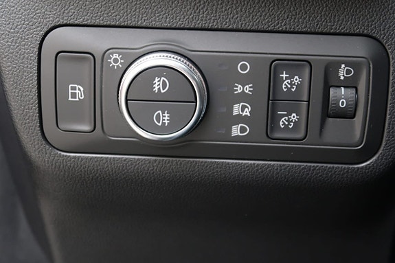 Ford Kuga 13 of 15