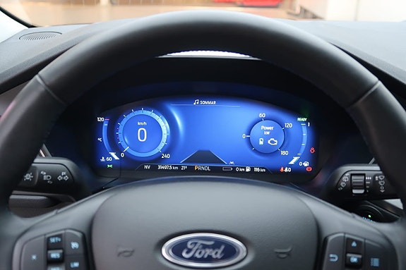 Ford Kuga 8 of 15