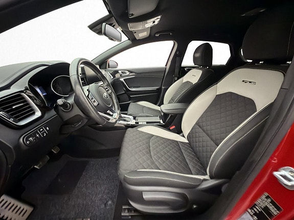 Kia ProCeed 12 of 30