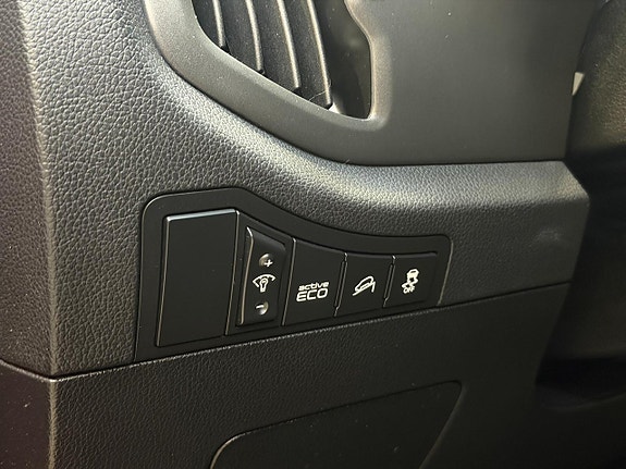Kia Sportage 16 of 24