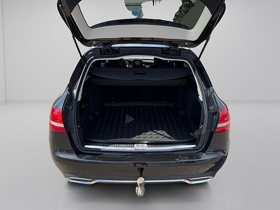 Mercedes-Benz C220 d 8 of 19
