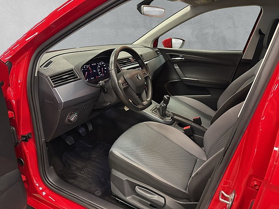 Seat Arona 11 of 27