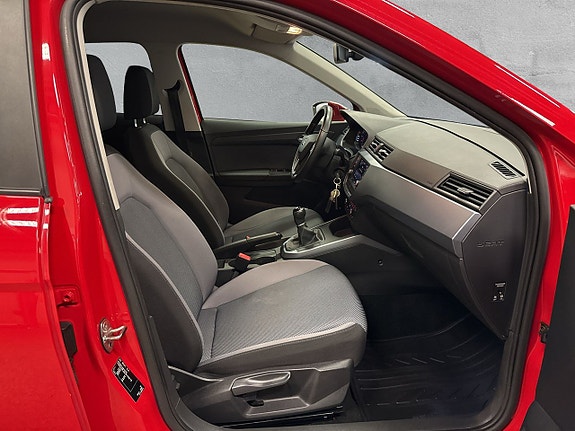 Seat Arona 12 of 27