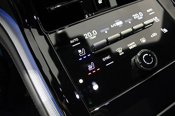 Porsche Panamera 4S 20 of 21