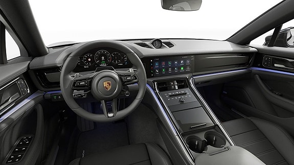 Porsche Panamera 4S 4 of 5
