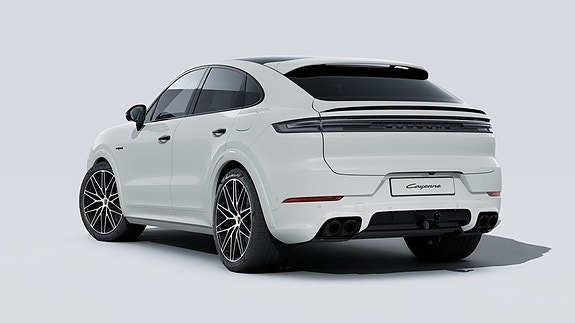 Porsche Cayenne 2 of 5