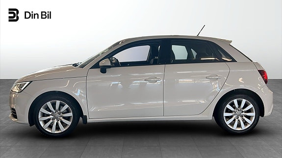 Audi A1 2 of 5