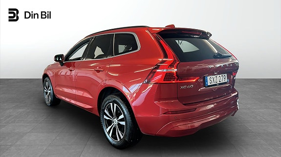 Volvo XC60 3 of 17