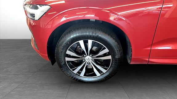 Volvo XC60 6 of 17