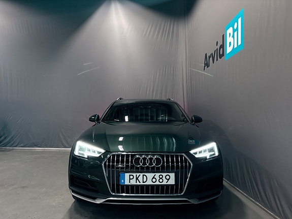 Audi A4 allroad 2 of 5