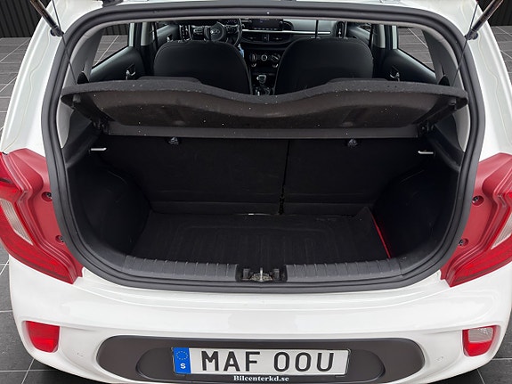 Kia Picanto 9 of 20