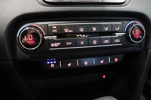 Kia Ceed 10 of 26