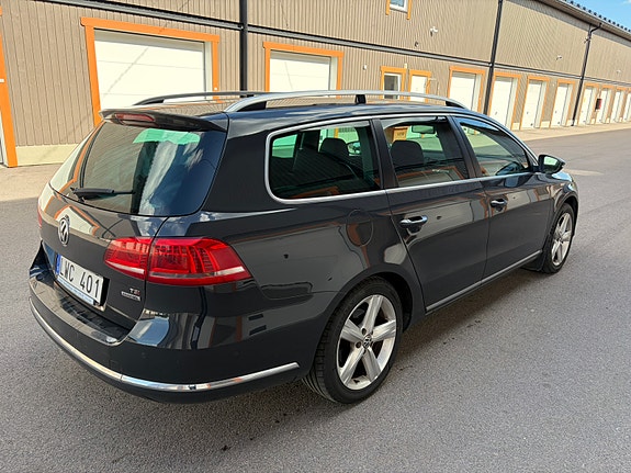 Volkswagen Passat 3 of 5