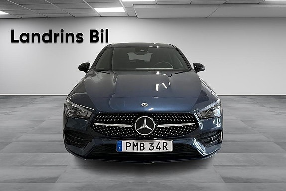 Mercedes-Benz CLA200 2 of 5