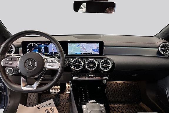 Mercedes-Benz CLA200 7 of 14
