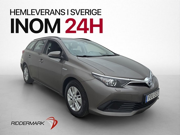 Toyota Auris 3 of 27