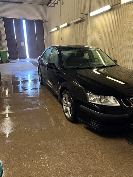 Saab 9-3 2 of 5