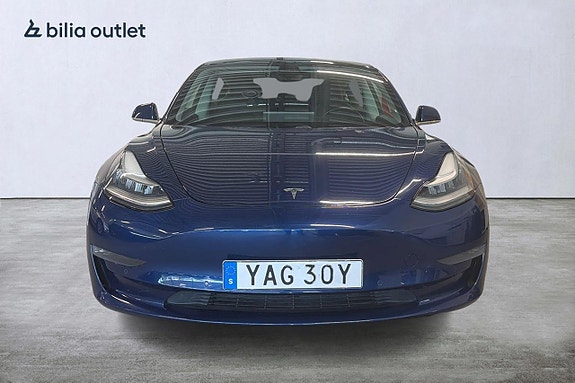 Tesla Model 3 8 of 23