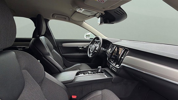 Volvo V90 10 of 23