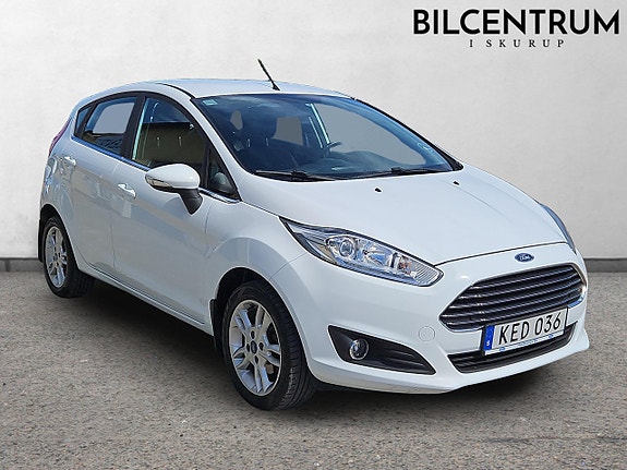 Ford Fiesta 2 of 5