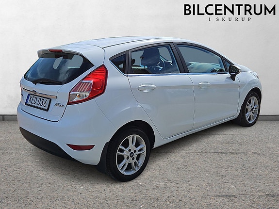 Ford Fiesta 3 of 5