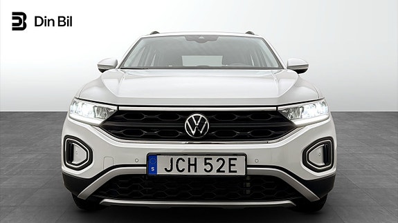 Volkswagen T-Roc 4 of 5