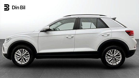 Volkswagen T-Roc 2 of 5