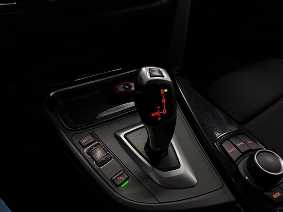 BMW 320d 10 of 12