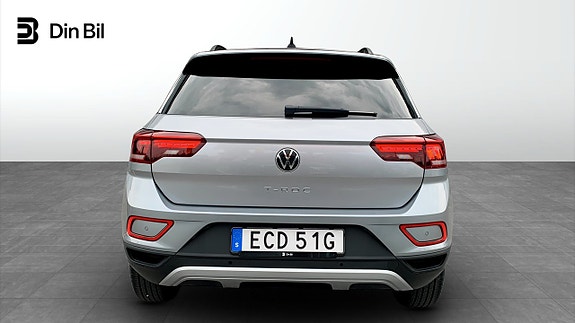 Volkswagen T-Roc 5 of 5