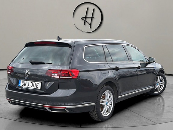 Volkswagen Passat 5 of 5
