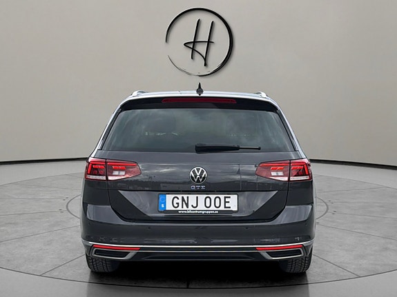 Volkswagen Passat 4 of 5