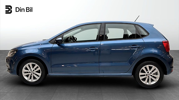 Volkswagen Polo 2 of 5