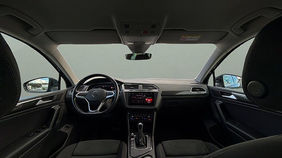 Volkswagen Tiguan 11 of 30