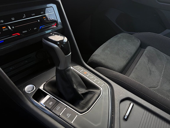 Volkswagen Tiguan 14 of 30