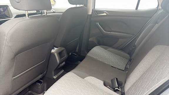 Volkswagen T-Cross 11 of 12