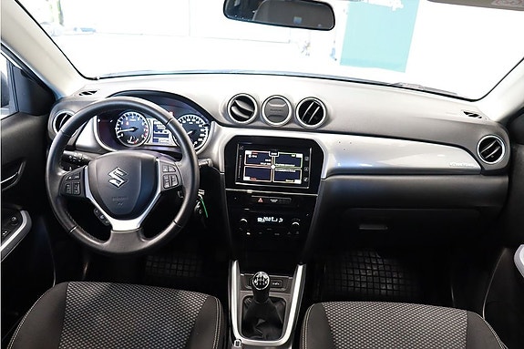 Suzuki Vitara 6 of 15