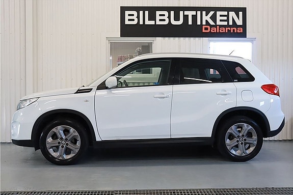 Suzuki Vitara 2 of 15