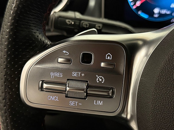 Mercedes-Benz CLA200 21 of 24
