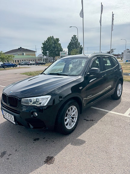 BMW X3 2 of 10