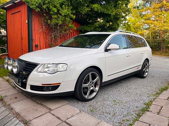 Volkswagen Passat 3 of 5