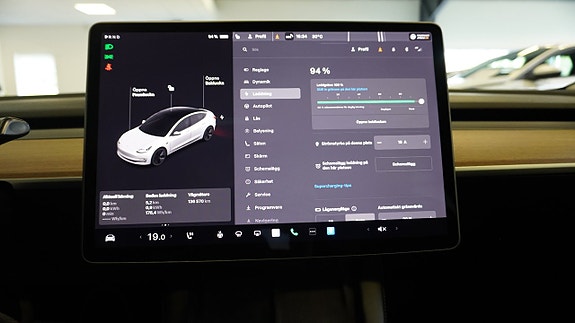 Tesla Model 3 13 of 23