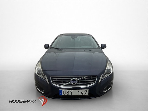 Volvo S60 2 of 5