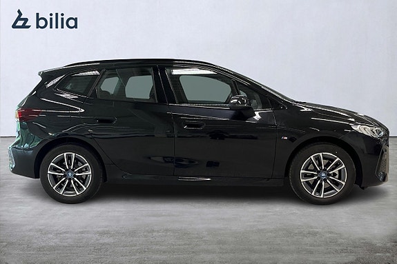 BMW 225e 15 of 17
