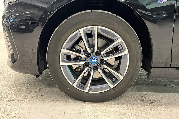 BMW 225e 14 of 17